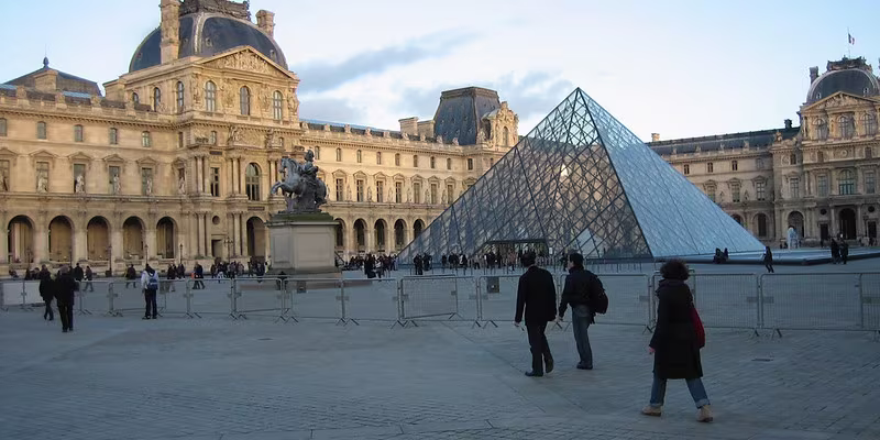 مقصد پاریس سفرو ایرانیان 1#4887