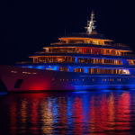 کشتی تفریحی در شب سف. Imresizer#8059